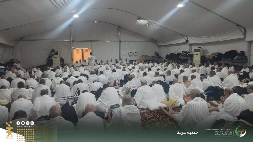 الحجاج الجزائريون في وقفة عرفة… نفحات إيمانية وخشوع مهيب في يوم الحج الأعظم