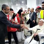 الجزائر تستقبل أول فوج من حجاجها العائدين من البقاع المقدسة