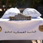 الجيش الجزائري يوقف 84 بارون مخدرات ويحجز 9 قناطير كيف مغربي