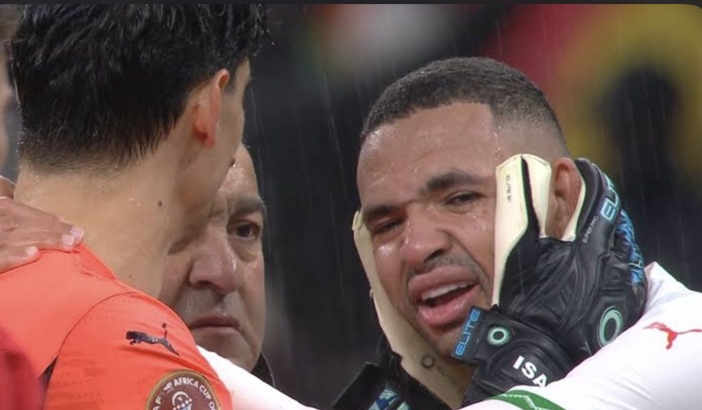 الملاعب المغربية.. ساحة للانتكاسات والأحلام المتبخرة!