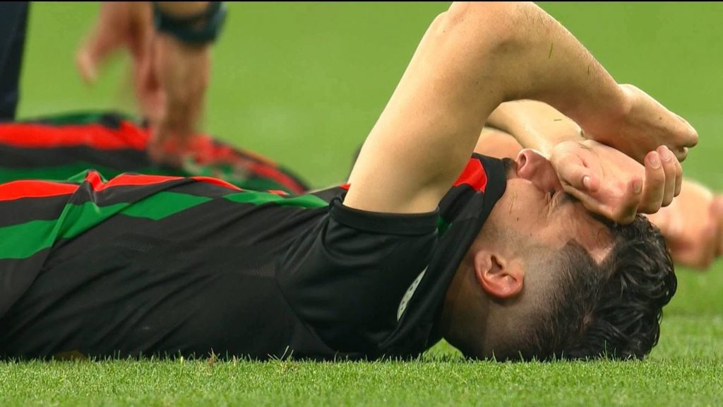الملاعب المغربية.. ساحة للانتكاسات والأحلام المتبخرة!