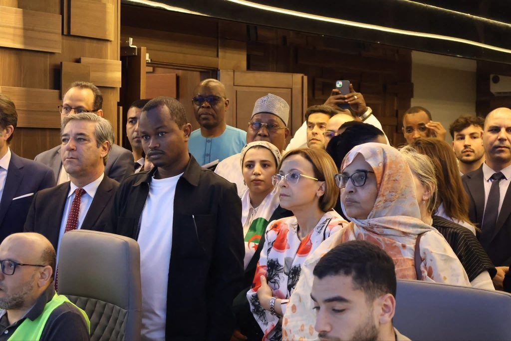 وفد إفريقي وأممي يطّلع على تجربة الجزائر في رسكلة النفايات بالبليدة