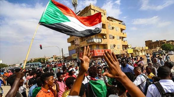 سكاي نيوز” تنسحب من مشروعها الإعلامي المشترك في دويلة الإمارات بسبب ملف السودان
