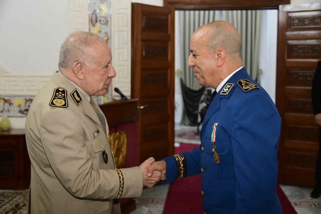 شنقريحة: معركة تكييف الأداة الدفاعية “حاسمة” لترسيخ ملامح جيش قوي في ظل التحديات الدولية الراهنة