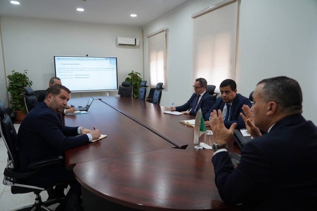 الجزائر تطلق مشروع 5G LTE .. تغطية شاملة بالألياف البصرية في عام 2027