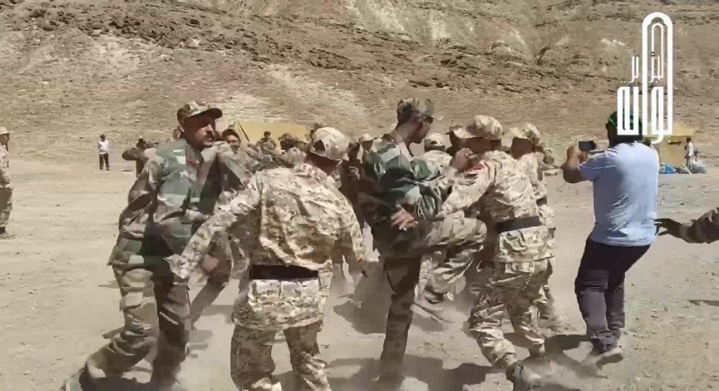 مقطع فيديو لمناورات الجيش المغربي يتحول إلى مادة للسخرية عالميا!