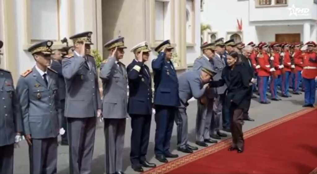 نظام المخزن يعتمد طقوس العبودية كمنهج حكم!