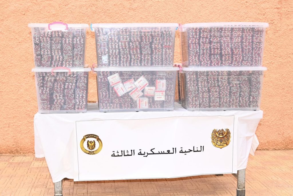 الدرك الجزائري يوقف 5 بارونات مخدرات ويحجز قنطار كيف معالج غرب البلاد