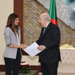 الوزيرة المنتدبة لدى وزيرة الجيوش الفرنسية تسلم رسالة ماكرون إلى الرئيس تبون