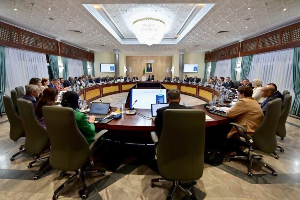 مشروع الإستراتيجية الوطنية للذكاء الإصطناعي على طاولة الحكومة