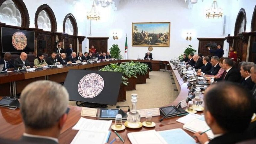 President Tebboune Orders Construction of Trans-Saharan Road Sections and a Cement Plant in Chad