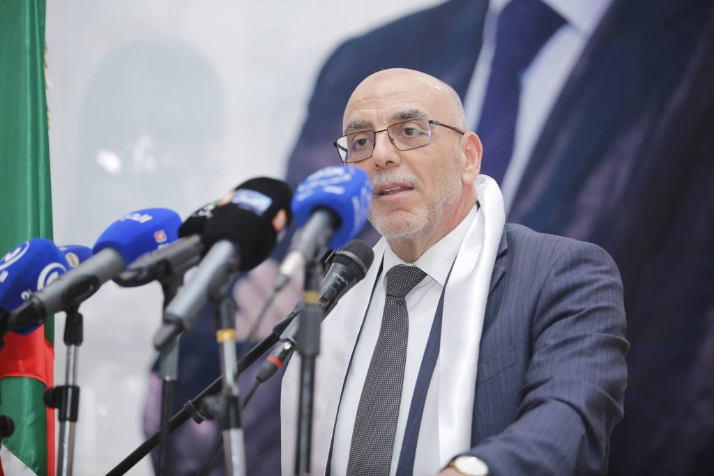 الأحزاب السياسية تؤكد ضرورة إشراك الشباب في صناعة القرار