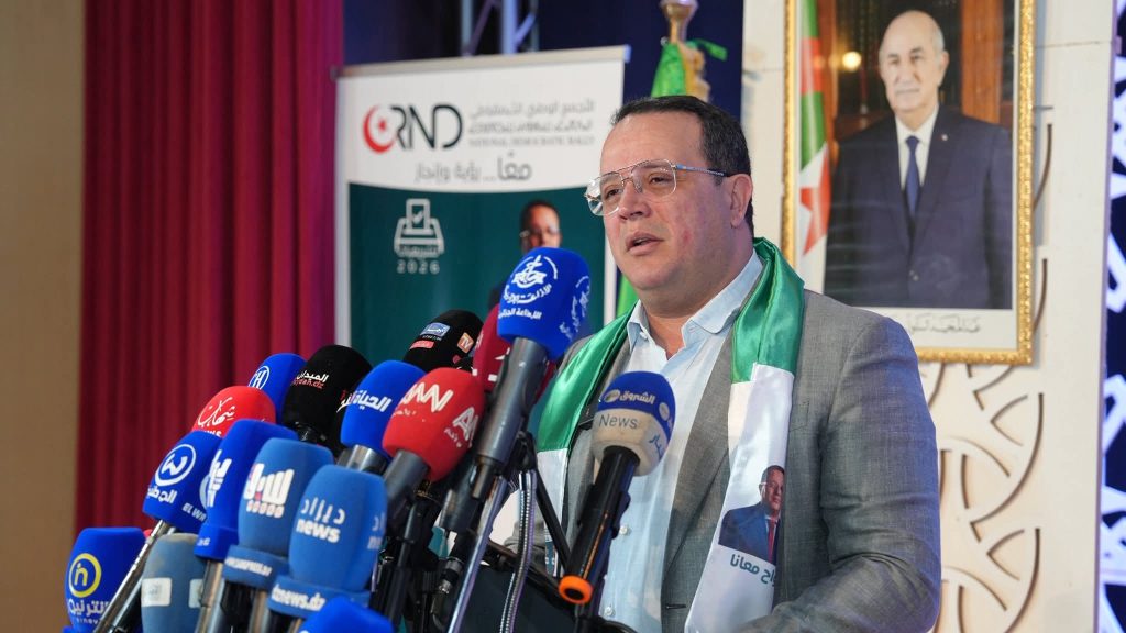 نحو برلمان قوي.. الأحزاب تدعو الجزائريين إلى التوجه بقوة إلى صناديق الاقتراع