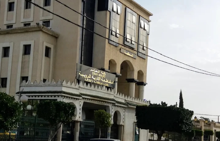 على خلفية حادثة برج البحري.. إيداع قاتل سائق أجرة ووالده الحبس المؤقت