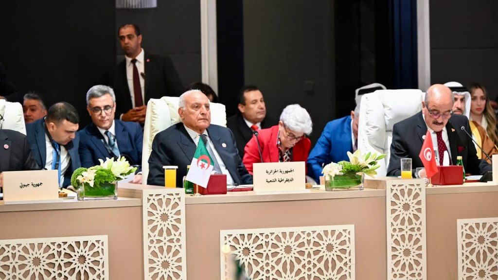 عطاف يشارك في أشغال الإجتماع الوزاري العربي التشاوري بالأردن