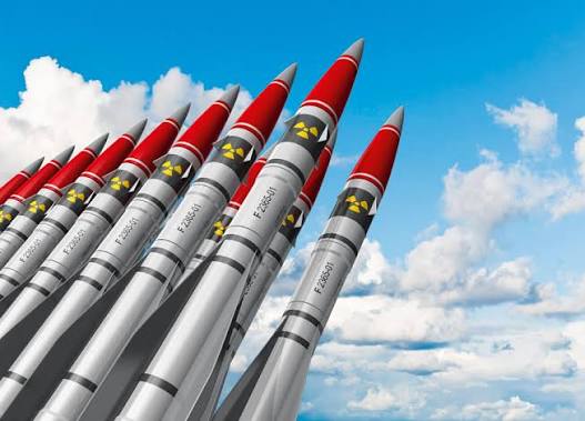 سباق التسلح الأوروبي.. لماذا يثير صعود ألمانيا العسكري قلق فرنسا ؟
