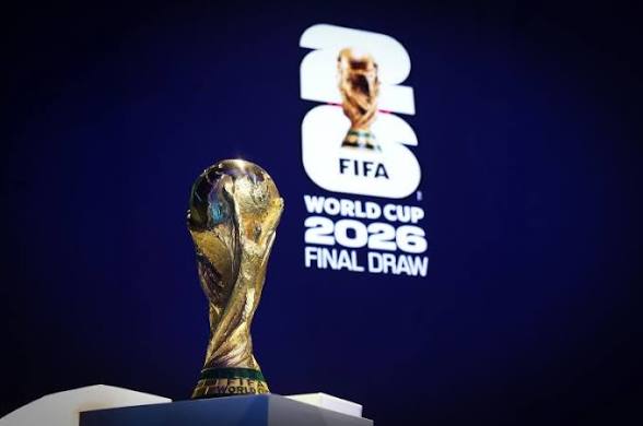 كلاب آلية لتأمين كأس العالم تثير مخاوف بشأن المراقبة والأمن