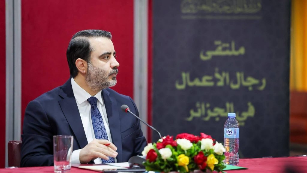 وزير الخارجية السوري يلتقي مع عدد من رجال الأعمال والمستثمرين السوريين في الجزائر
