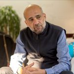 فرنسا تفكك أسرة ناشط فلسطيني وتعرضه لانتهاكات حقوقية “صارخة”