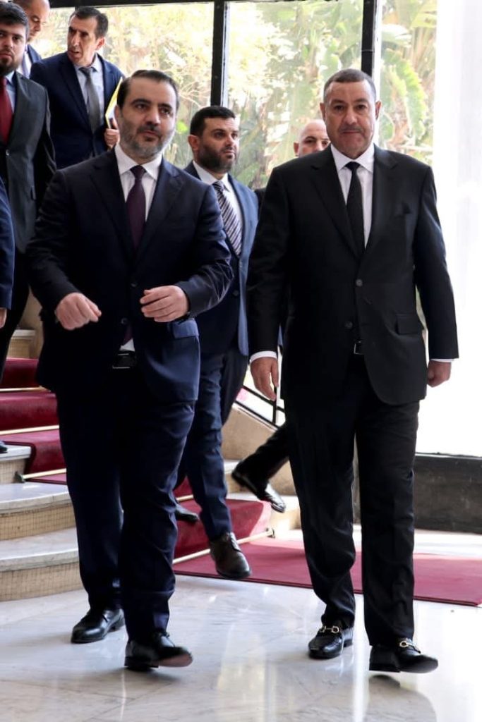 هذا ما دار بين وزير الداخلية الجزائري ووزير الخارجية السوري!