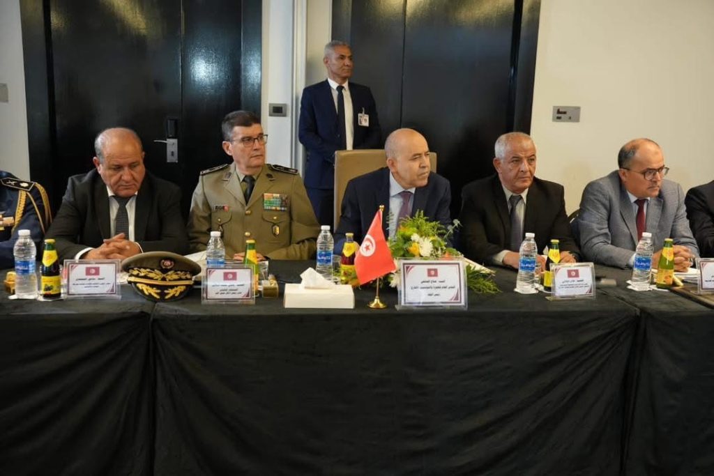 الجزائر وتونس وليبيا توحد الجهود لتأمين المناطق الحدودية