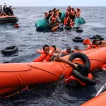 العثور على جثث 15 مهاجراً لفظها البحر شرق ليبيا