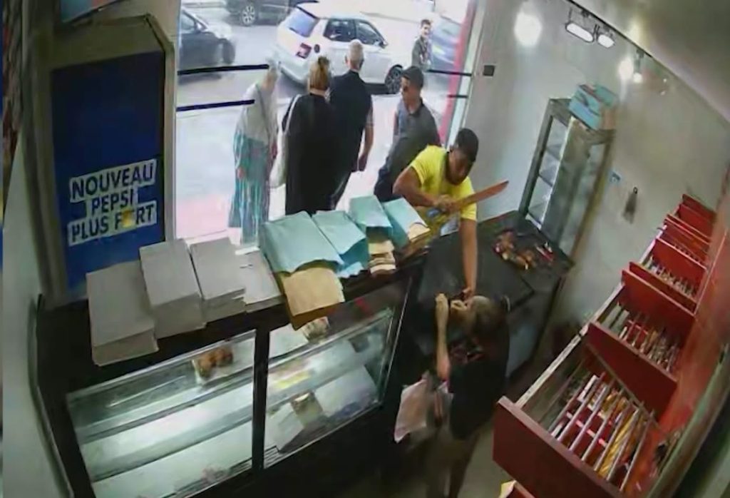 محكمة بئر مراد رايس: الحبس لمتهم في قضية سرقة بالعنف وتهديد بسكين