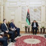 المنفي يعرض خارطة طريق لإنهاء المرحلة الانتقالية على الجزائر وتونس ومصر