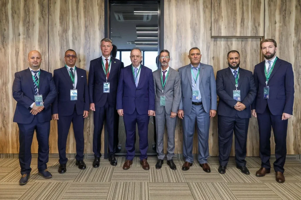الغرفة الوطنية للمحضرين القضائيين تشارك بروسيا في المنتدى الدولي الـ14 لمدينة سانت بطرسبيرغ