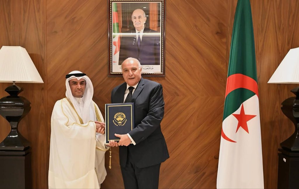 هؤلاء هم سفراء دول سويسرا إيران والكويت الجدد بالجزائر!