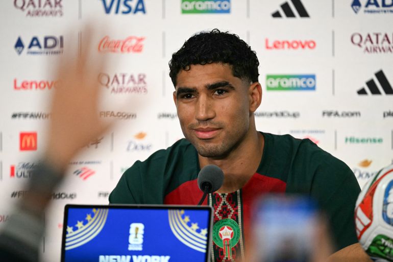 موجة سخرية من قائد منتخب المغرب.. ماذا قال أشرف حكيمي ؟