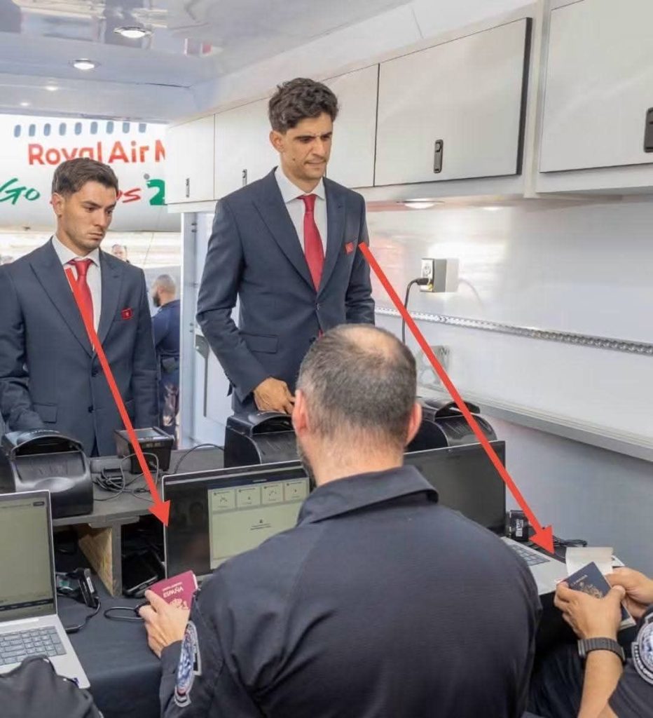 المغرب يشارك في المونديال بقميص واحد وجوازات سفر متعددة!