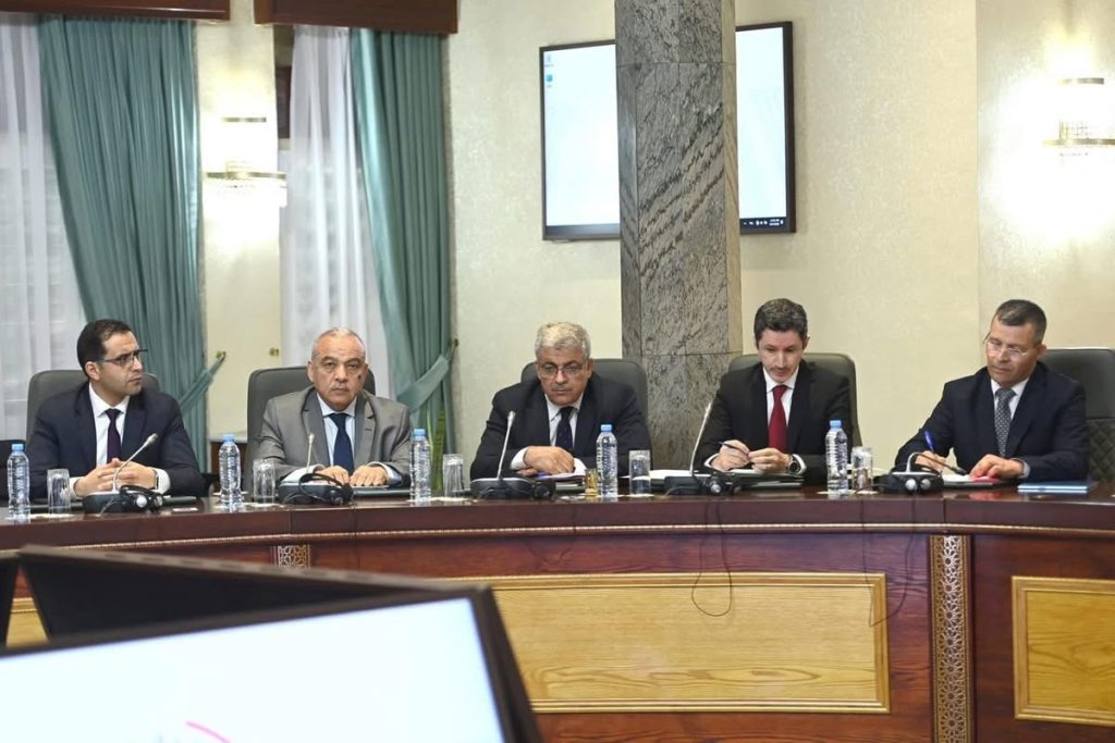 تنصيب مجلس إدارة الوكالة الجزائرية لترقية الاستثمار في الجزائر