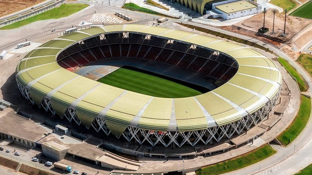 الكاف تعتمد 7 ملاعب جزائرية لاحتضان مباريات “الخضر” في “كان 2027”