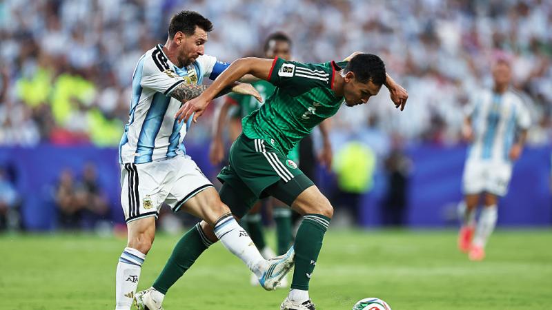 دراجي يكشف حقائق صادمة ومثيرة عن غرفة “VAR” وقرار “الفيفا” بخصوص مباراة الجزائر والأرجنتين!