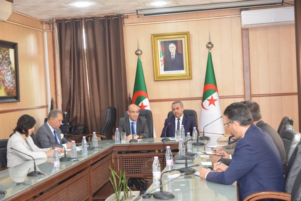 الجزائر تضبط آخر الترتيبات لإطلاق البرنامج الصيفي التربوي لفائدة أبناء الجالية بالخارج