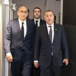 وزير الداخلية الجزائري يصل إلى باريس.. (تغطية خاصة)