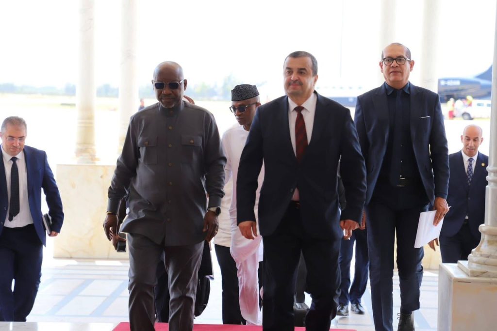 وزير الدولة النيجيري للموارد البترولية المكلف بالغاز في زيارة عمل إلى الجزائر