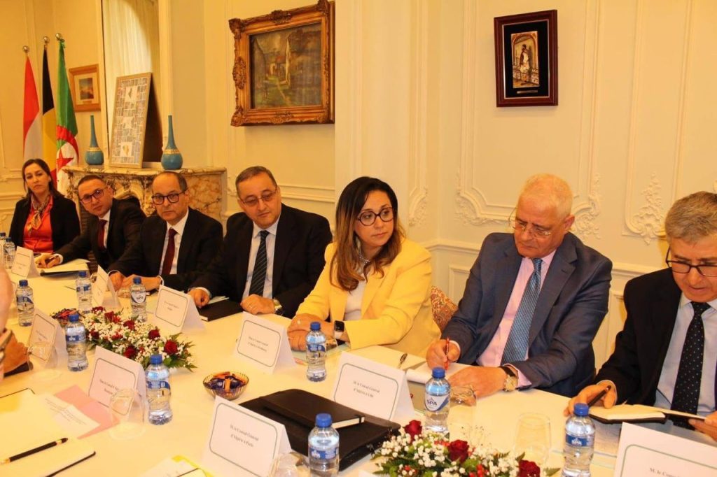 سفيان شايب يعقد إجتماع عمل وتنسيق مع رؤساء المراكز القنصلية لمنطقة أوروبا الشمالية ببروكسل