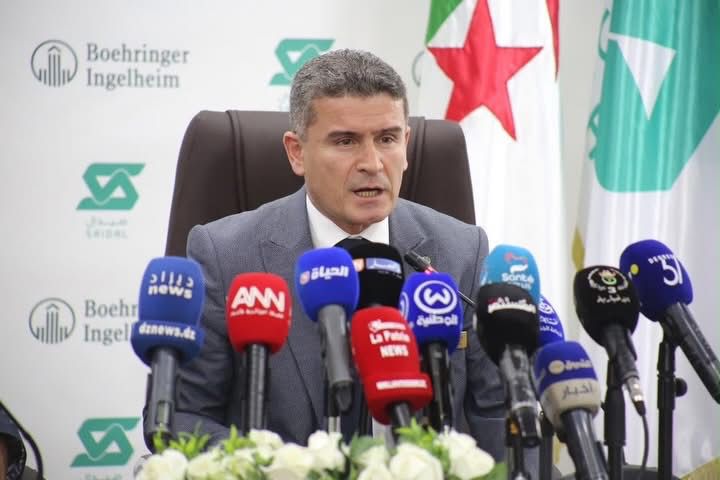 مجمع صيدال يوقع إتفاقية مع العملاق الدوائي الألماني “بوهرنجر إنجلهايم” لتوطين علاج مبتكر للتليف الرئوي