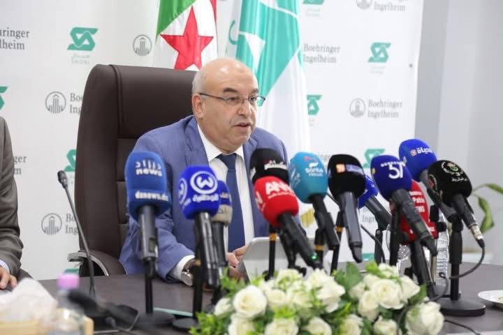 مجمع صيدال يوقع إتفاقية مع العملاق الدوائي الألماني “بوهرنجر إنجلهايم” لتوطين علاج مبتكر للتليف الرئوي