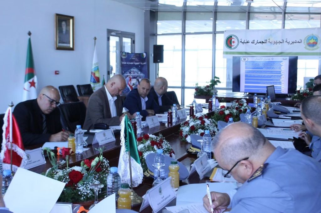 تعزيز التنسيق الجمركي على محور الجزائر وتونس