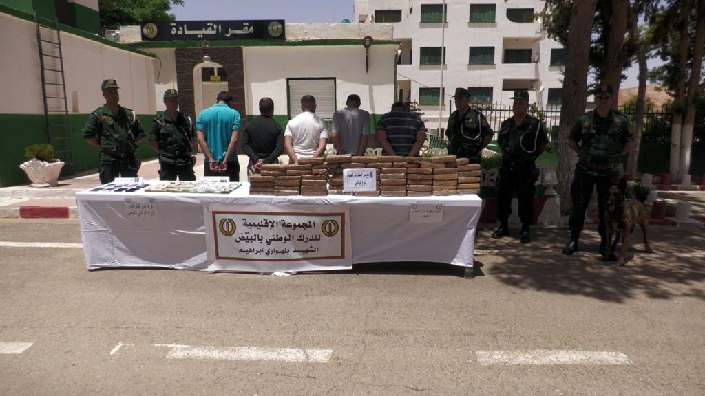 الدرك الجزائري يضبط كمية معتبرة من الكوكايين والكيف المعالج بالناحية العسكرية الثانية