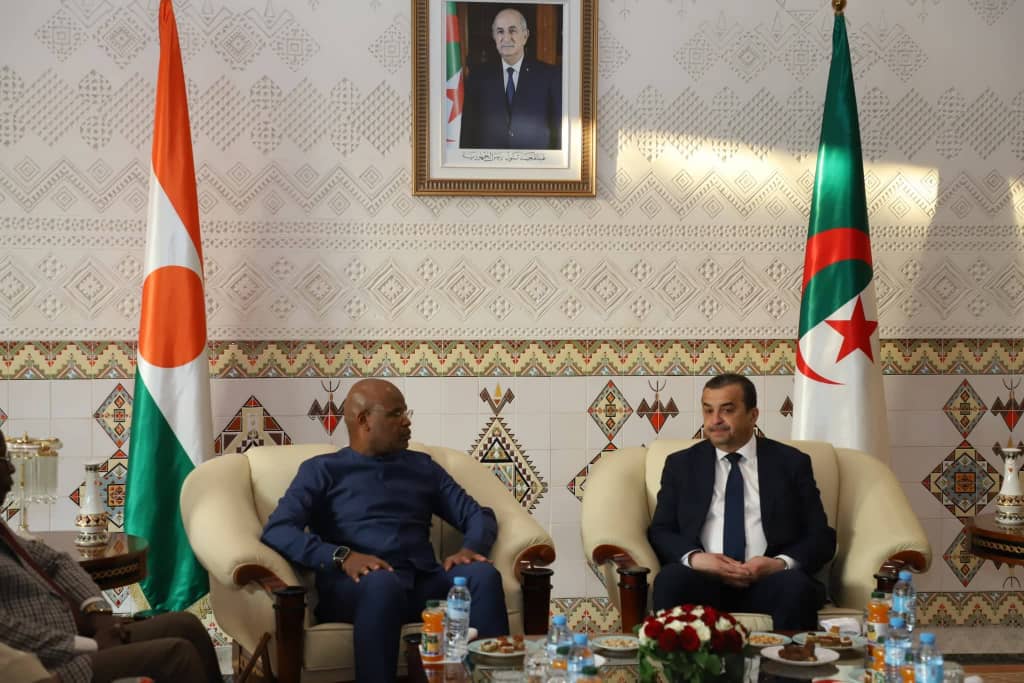 Le ministre nigérien du Pétrole en visite à Alger : le projet TSGP au cœur d’un partenariat énergétique stratégique