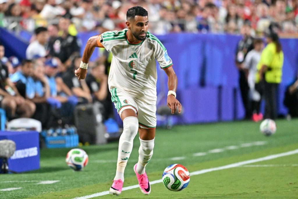 Riyad Mahrez, la fin d&rsquo;une légende : le capitaine des Verts tire sa révérence