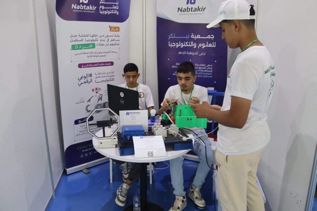 في طبعته الأولى .. مخيم الروبوتيك بتيبازة يجمع مبدعين جزائريين وعرب حول الابتكار