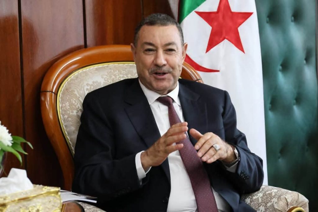 سعيود يؤكد توفير كل الظروف الملائمة لإنجاح مشروع “بلدنا الجزائر”