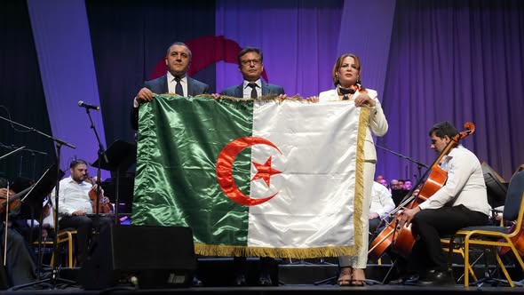 الجزائر تكرم ملحن النشيد الوطني “قسما” الموسيقار الراحل محمد فوزي