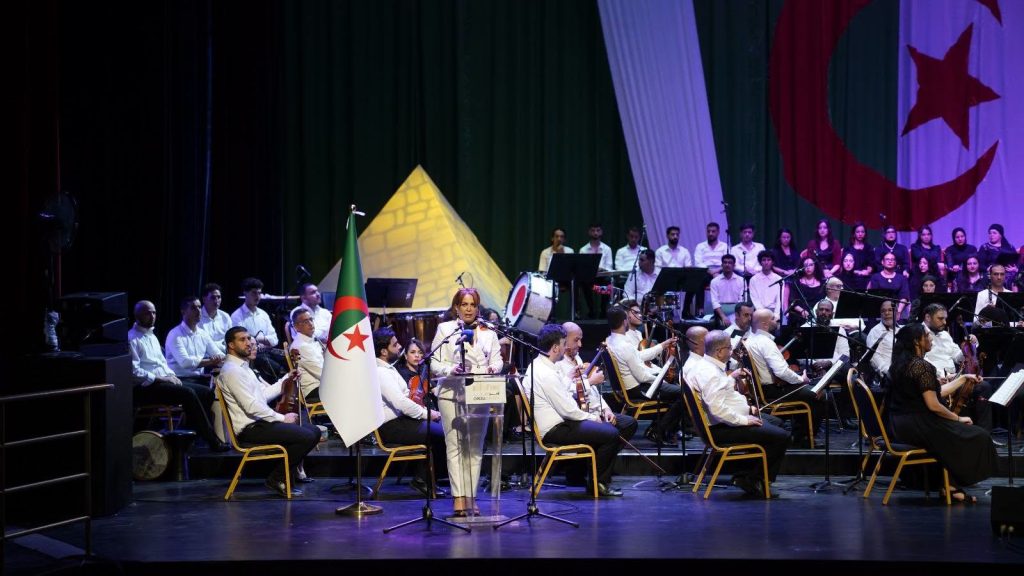 الجزائر تكرم ملحن النشيد الوطني “قسما” الموسيقار الراحل محمد فوزي