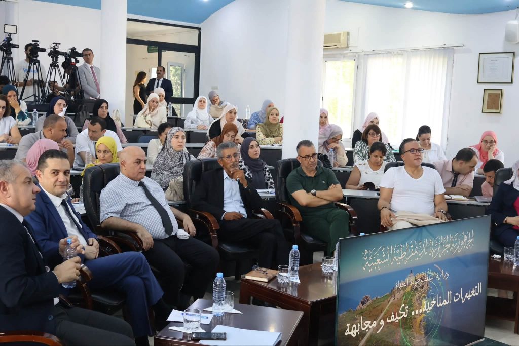 لقاء تحسيسي حول التغيرات المناخية.. الجزائر تعزز آليات التكيف مع موجة الحر